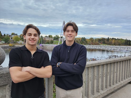 Élliot Boies et Arnaud Gravel se lancent en affaires à 17 ans