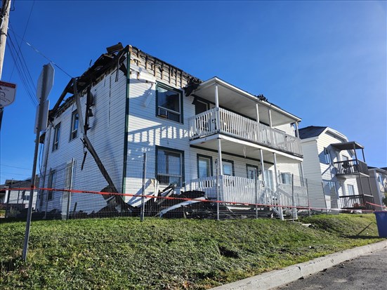 Un trentenaire perd la vie dans un incendie à Alma