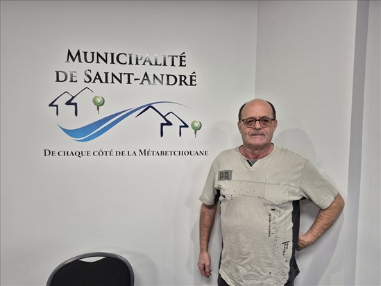 Roger Villeneuve élu à la tête d’un nouveau conseil municipal